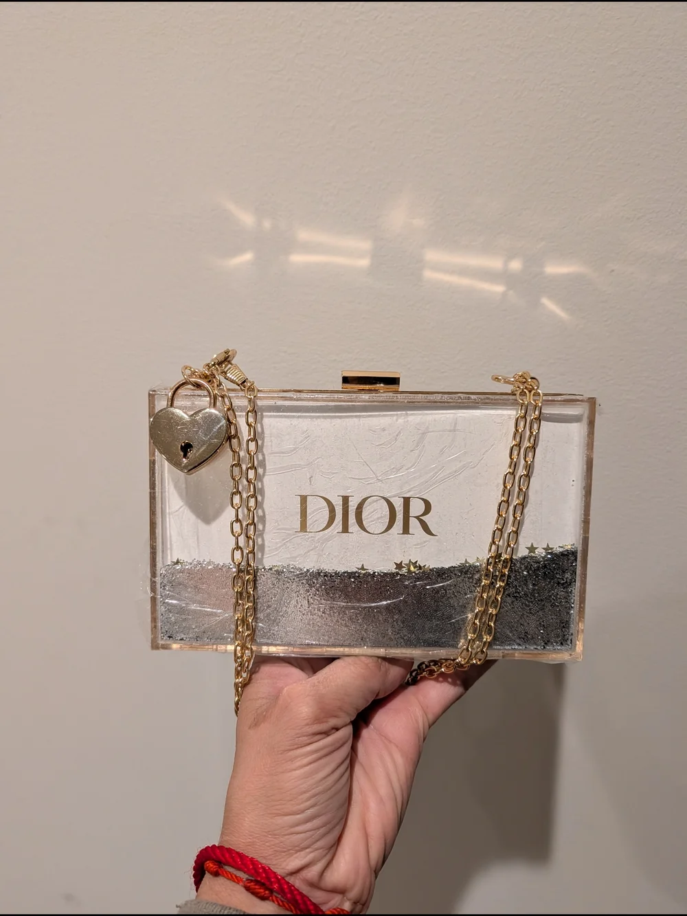 Clear Upcycled Acrylic Liquid Glitter Clutch with Chain - Picture 6 of 9